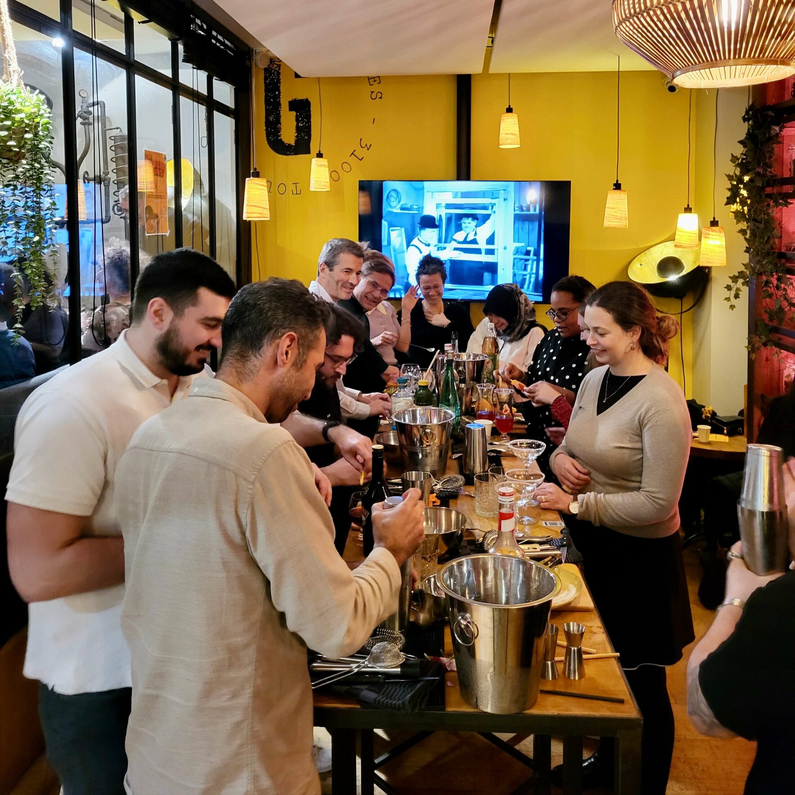 atelier cocktails lors d'un afterwork a toulouse